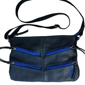 U.S.  Polo Assn. Front Pocket Crossbody Bag.